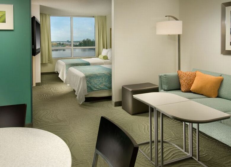 Hotel Springhill Suites Miami Airport South
