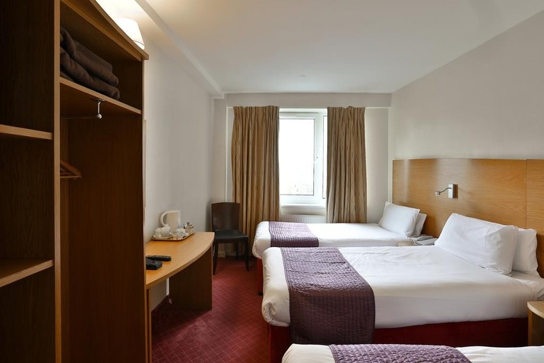 Ambassadors Hotel