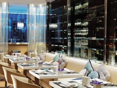 Hotel Arts (executive Suite)