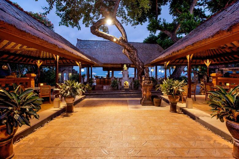 Hotel Tandjung Sari