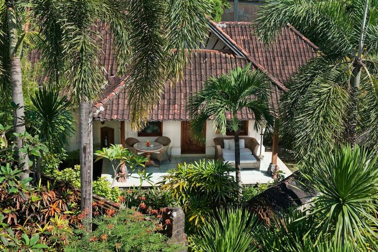 Hotel Tandjung Sari