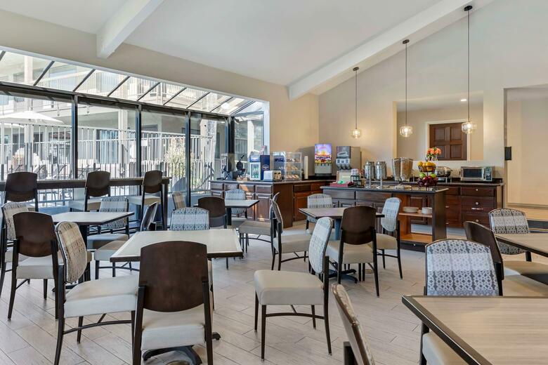 Hotel Bw Plus Executive Inn (bs