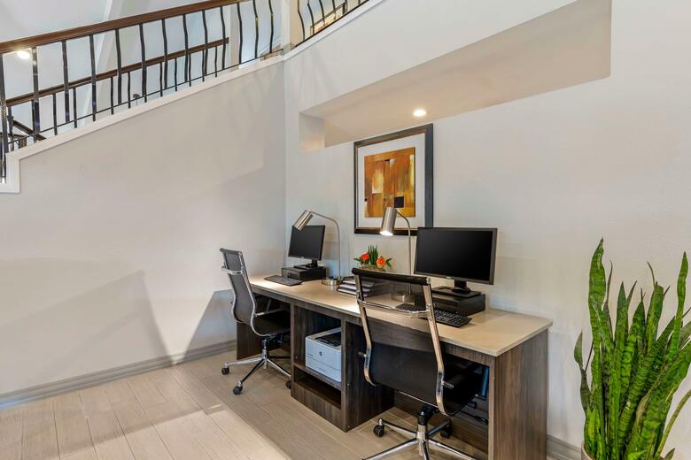 Hotel Bw Plus Executive Inn (bs