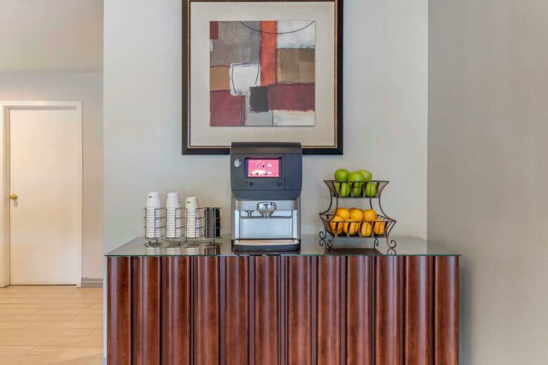 Hotel Bw Plus Executive Inn (bs