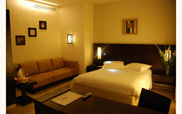 Hotel Les Ambassadeurs (.)