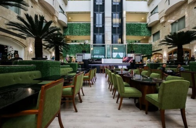 Hotel Surabaya Plaza