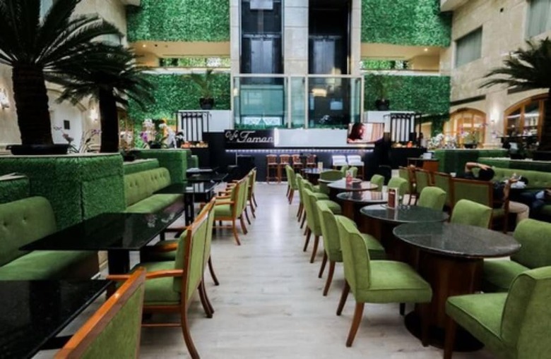 Hotel Surabaya Plaza