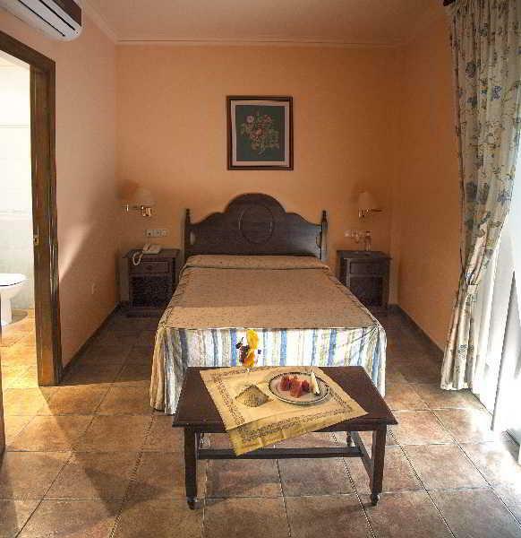 Hotel Albenzaire