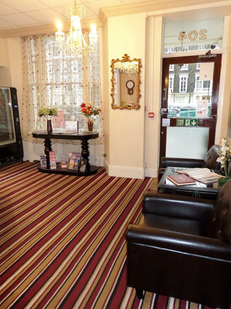 Lancaster Court Hotel
