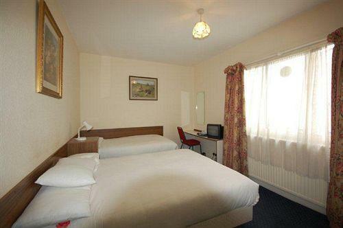 Lancaster Court Hotel
