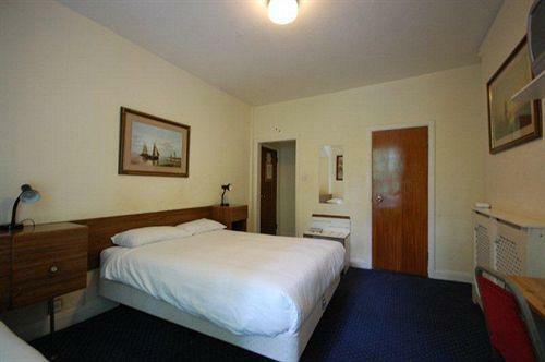Lancaster Court Hotel