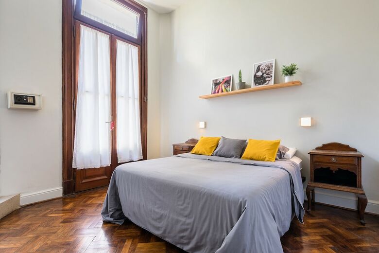 Hostal Milhouse Avenue
