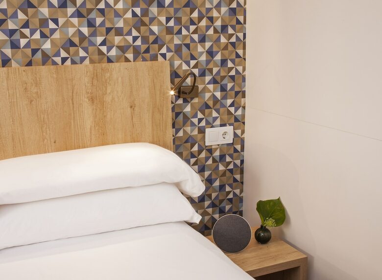 Hotel Chic & Basic Velvet