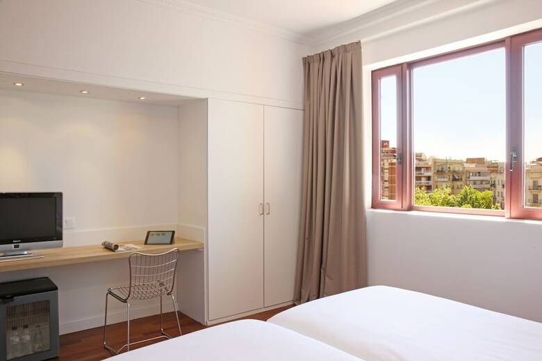 Hotel Chic & Basic Velvet