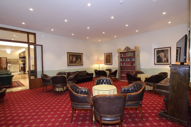 Hotel Moderno