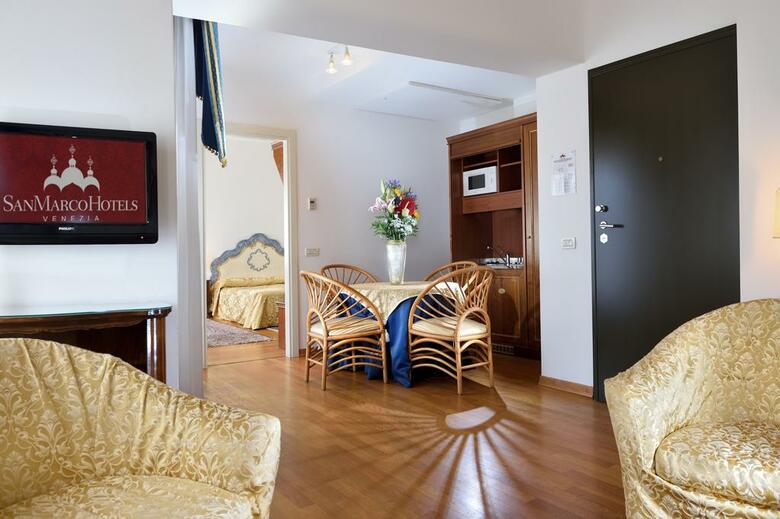 Hotel San Marco Palace