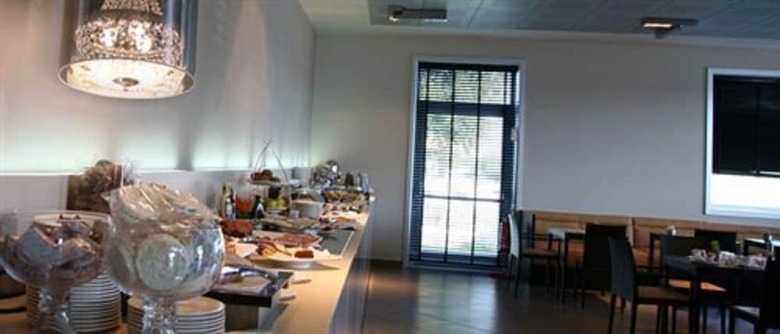 G Hotel