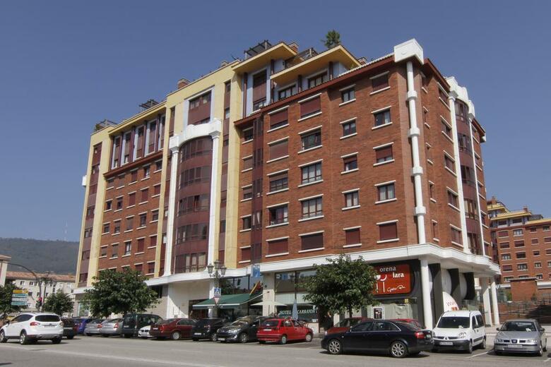 Hotel Carbayon II