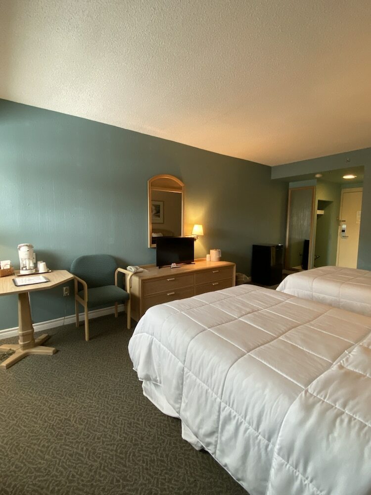 Hotel Riverside Resort  Conference Center