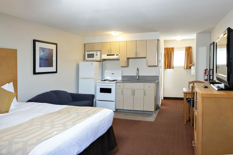 Coast Osoyoos Beach Hotel