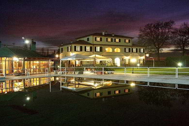 Hotel Seven Resort
