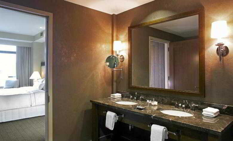 Hotel The Westin Riverfront Resort & Spa