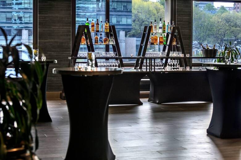 Hotel Renaissance Seattle