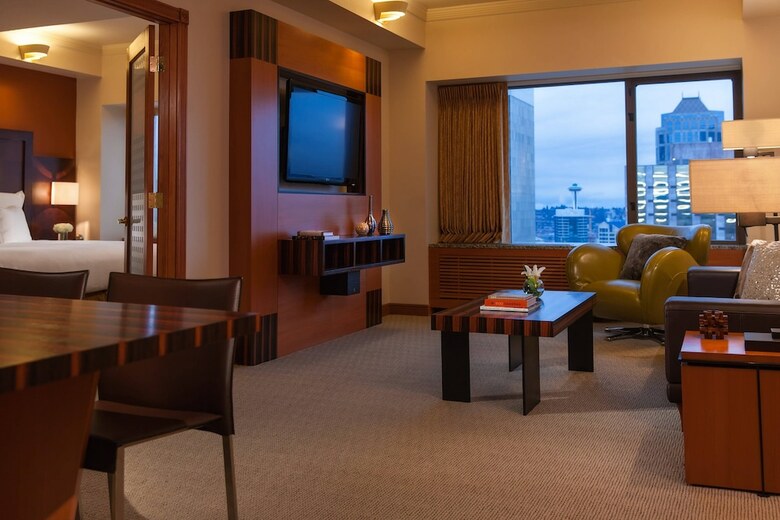 Hotel Renaissance Seattle