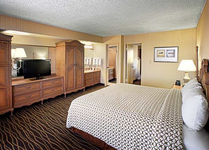 Hotel Embassy Suites Phoenix Airport