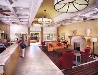 Hotel Embassy Suites Phoenix Airport