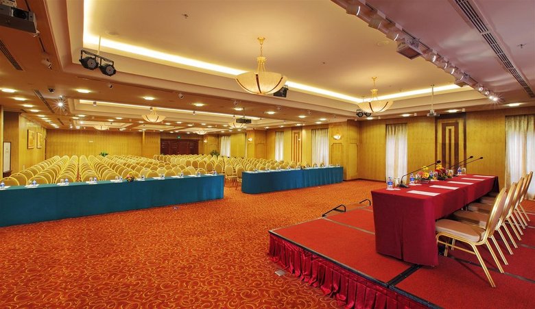 Grand Hotel Saigon