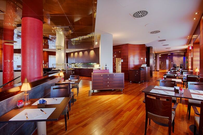 Hotel NH Bologna Villanova
