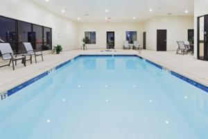 Hotel Holiday Inn Express & Suites