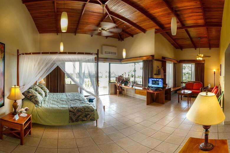 Hotel Cristal Ballena Resort