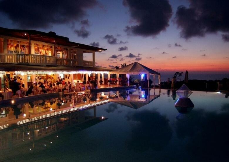 Hotel Cristal Ballena Resort