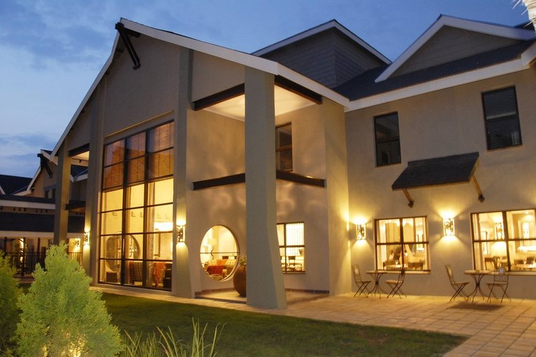 Hotel Protea Willow Lake