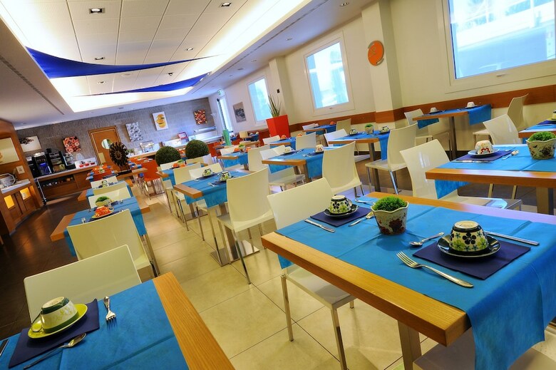 Hotel Holiday Inn Exp Bergamo West