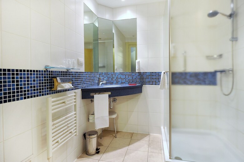 Hotel Holiday Inn Exp Bergamo West