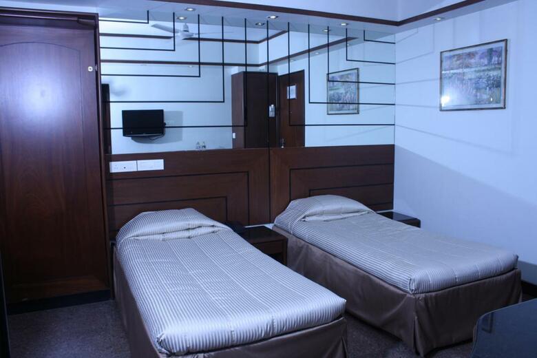 Hotel Karl Residency