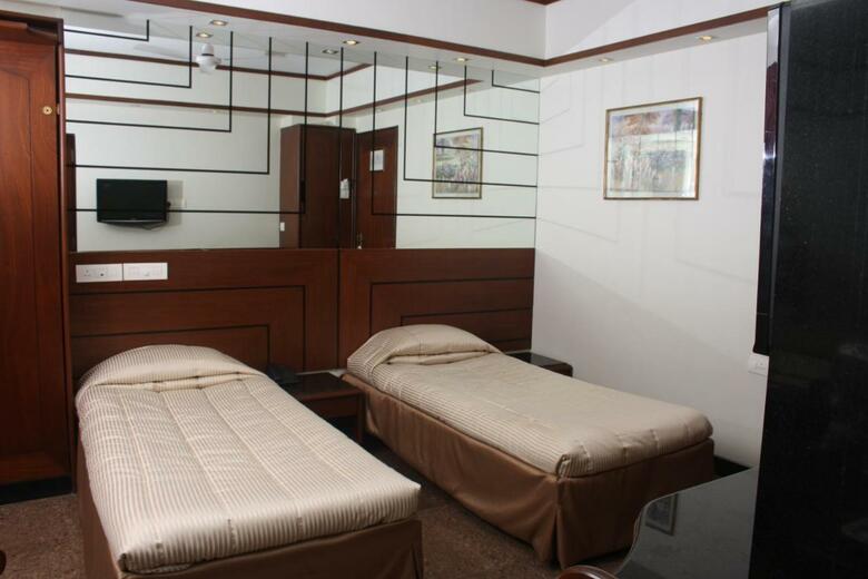 Hotel Karl Residency