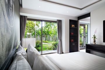 Hotel Pavilions Resort