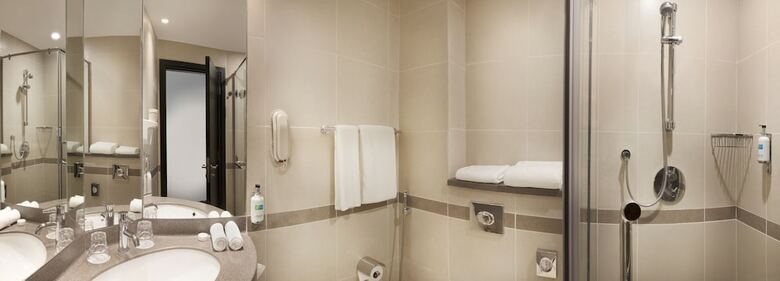 Hotel Holiday Inn Express Dubai Safa Park