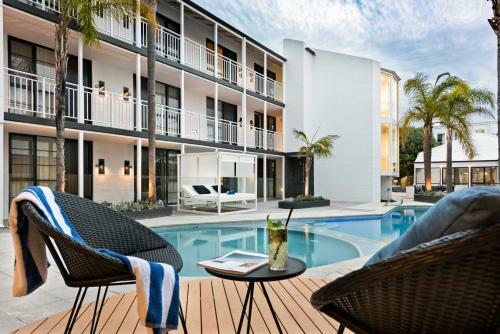 Hotel Tradewinds (1 Dormitorio)
