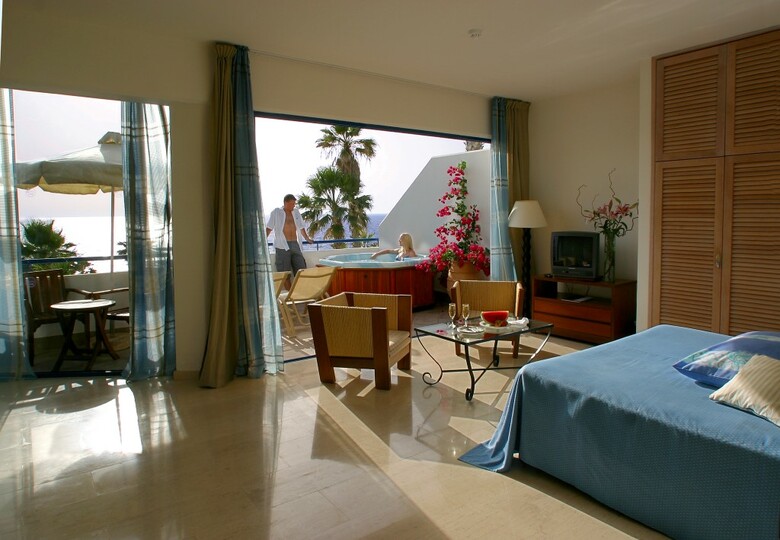 Hotel Azia Resort And Spa