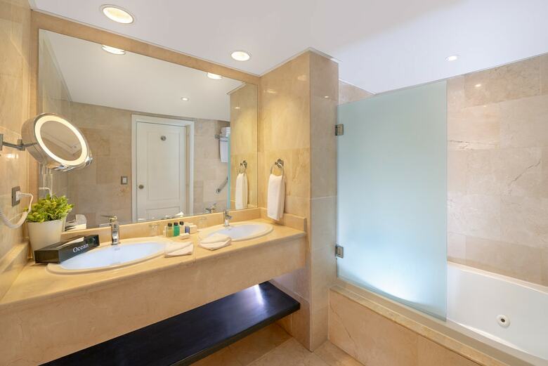 Hotel Ocean Blue & Sand Beach Resort - All Inclusive
