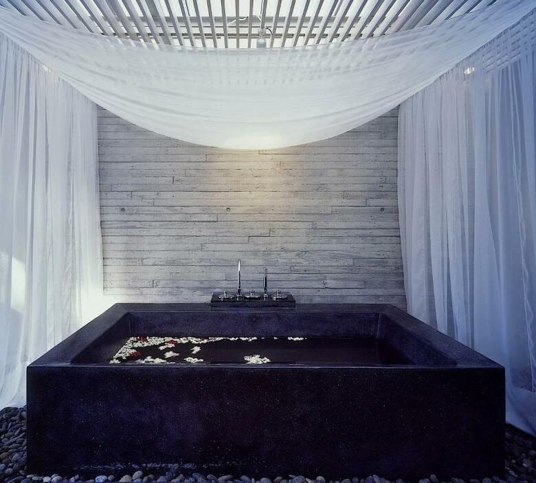 Hotel Sala Phuket Resort & Spa