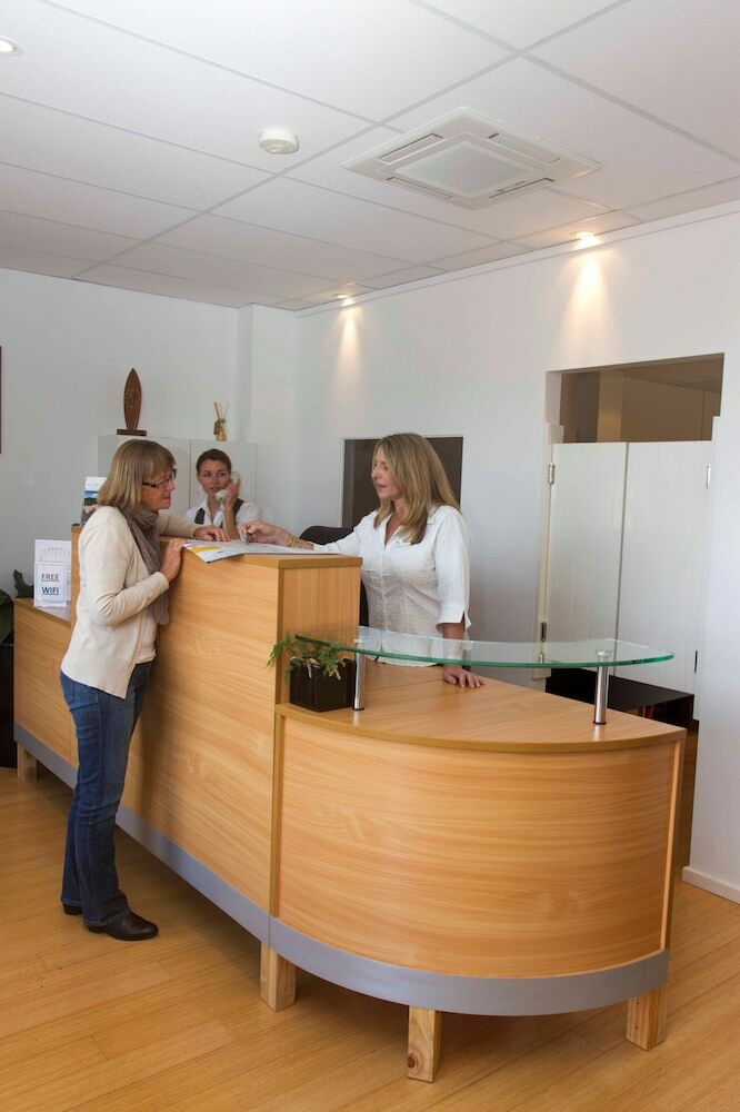 Hotel Margarets Beach Resort