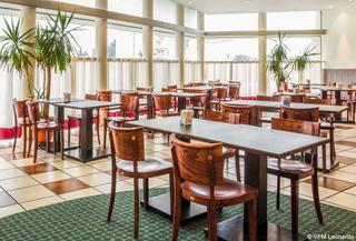 Hotel Ibis Bragan�a (.)