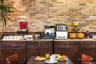 Hotel Ibis Bragan�a (.)