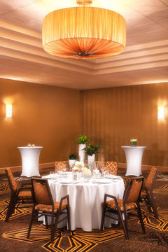Hotel Sheraton Gateway Suites